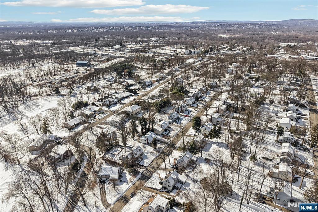 27 Archung Road Wayne, NJ 07470 - Photo 48 of 50