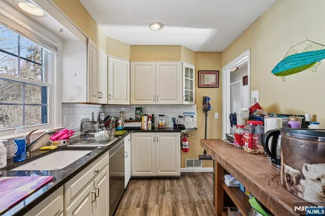 $574,000 | 27 Archung Road, Wayne, NJ 07470