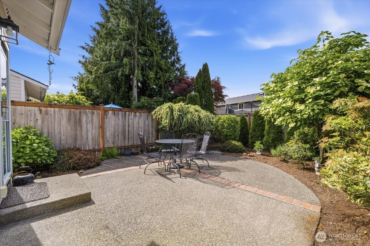 4726 Northeast 18th Place, Unit B Renton, WA 98059 - Photo 39 of 39