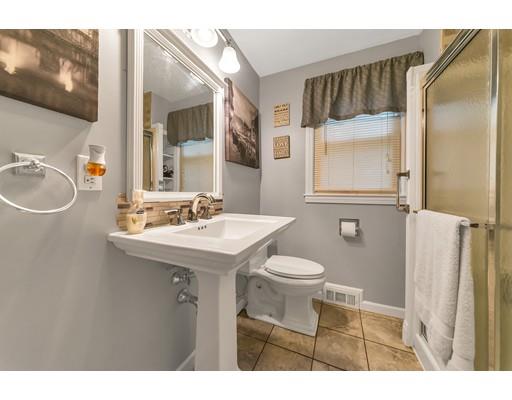 155 Wheeler Avenue Springfield, MA 01118 - Photo 17 of 38 Gallery Image 17