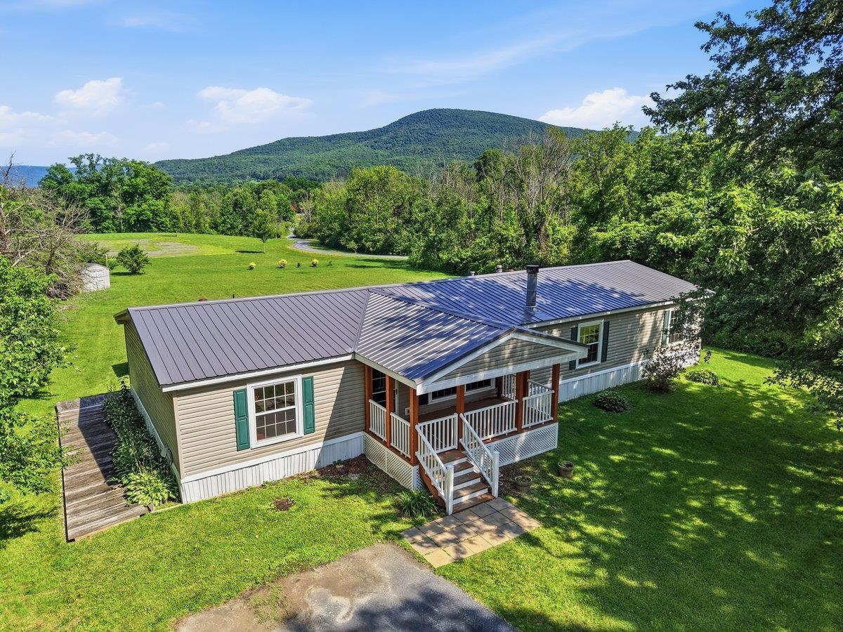 549 Houran Road Bennington, VT 05201 - Photo 1 of 36