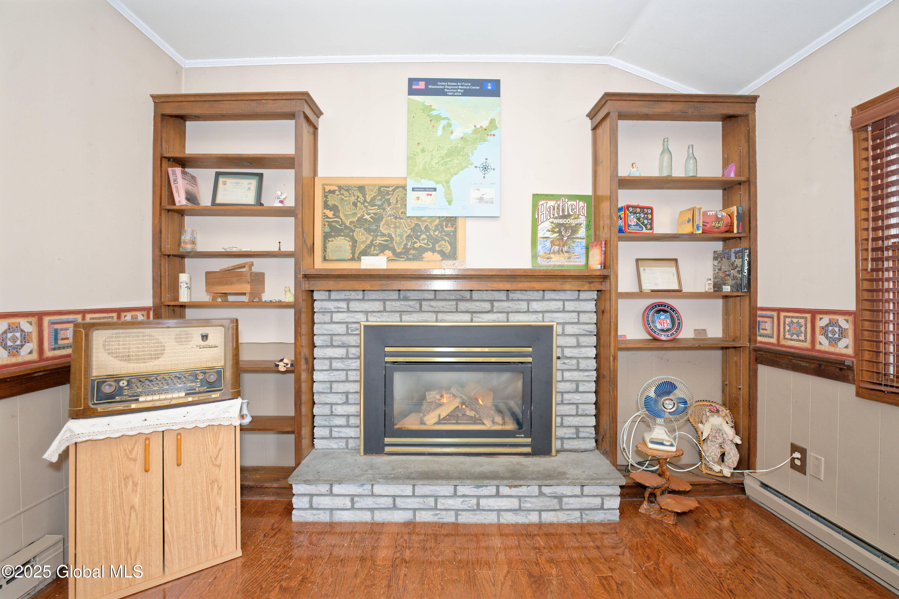 105 Overlook Drive Cobleskill, NY 12043 - Photo 13 of 35 5 Familyroom 3