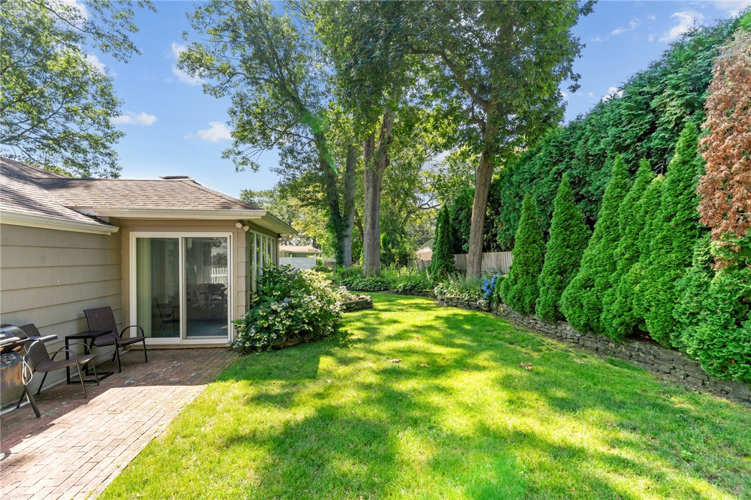 220 Deerfield Road Cranston, RI 02920 - Photo 41 of 49 Gallery Image 41