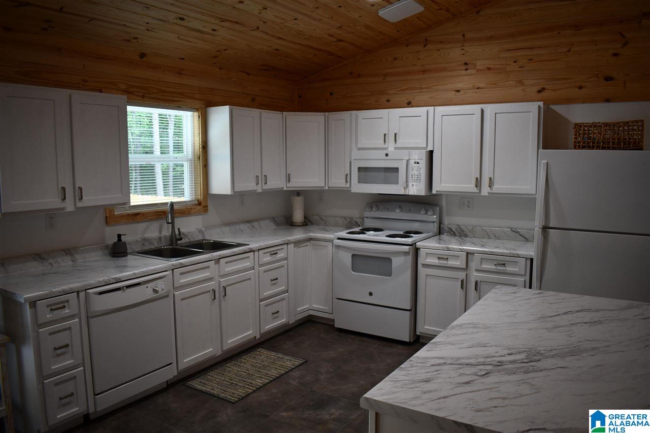 660 Crystal Cove Wedowee, AL 36278 - Photo 13 of 26