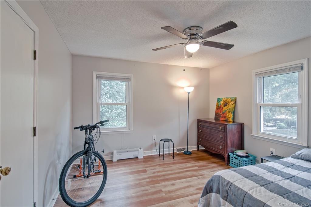 814 Falls Church Road Charlotte, NC 28270 - Photo 17 of 24 Gallery Image 17