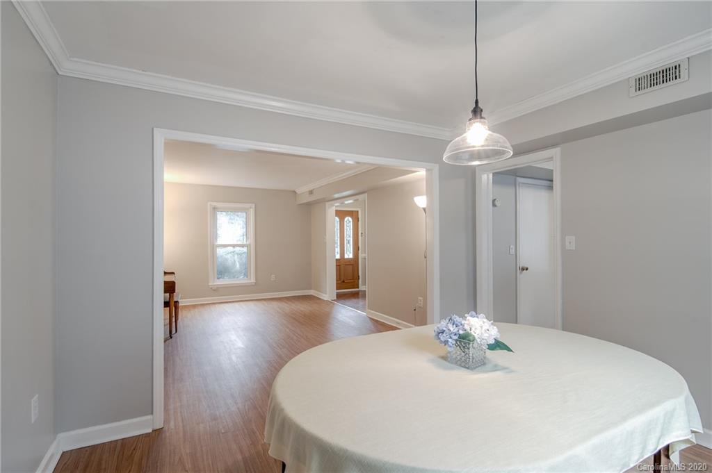 814 Falls Church Road Charlotte, NC 28270 - Photo 9 of 24 Gallery Image 9