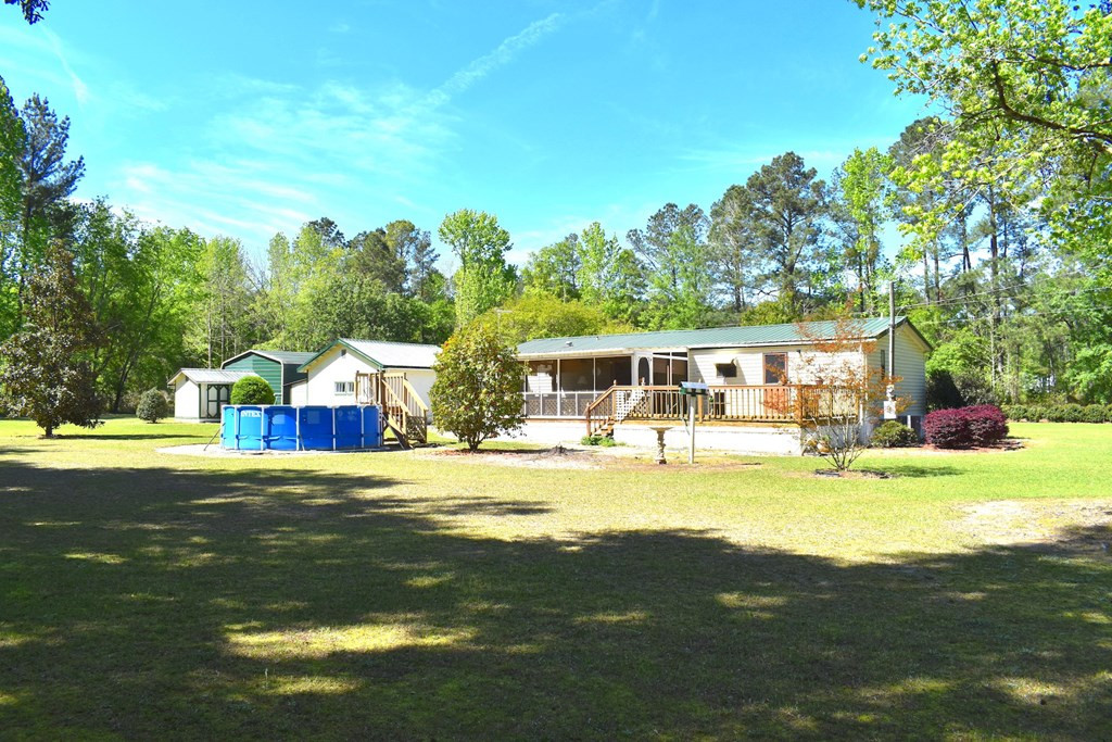 6917 Bill Davis Road Summerton, SC 29148 - Photo 7 of 29