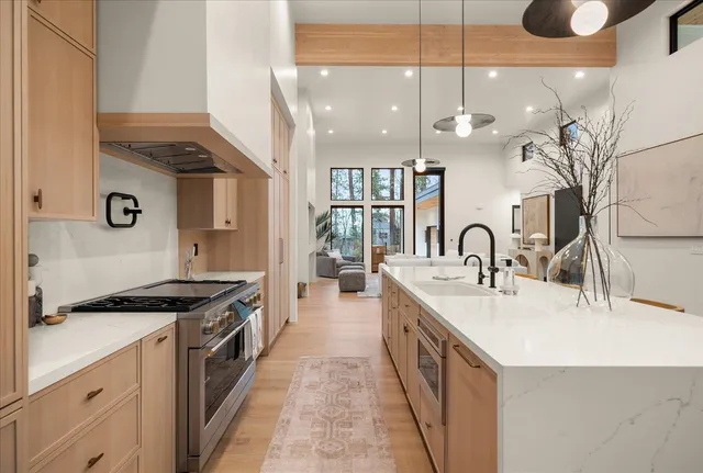 $1,995,000 | 1518 East 20th Avenue, Spokane, WA 99203