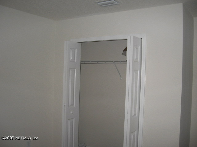 907 Silver Spring Court St. Augustine, FL 32092 - Photo 9 of 17 a view of closet