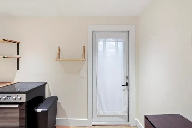 $2,100 | 1309 Florida Avenue, West Palm Beach, FL 33401