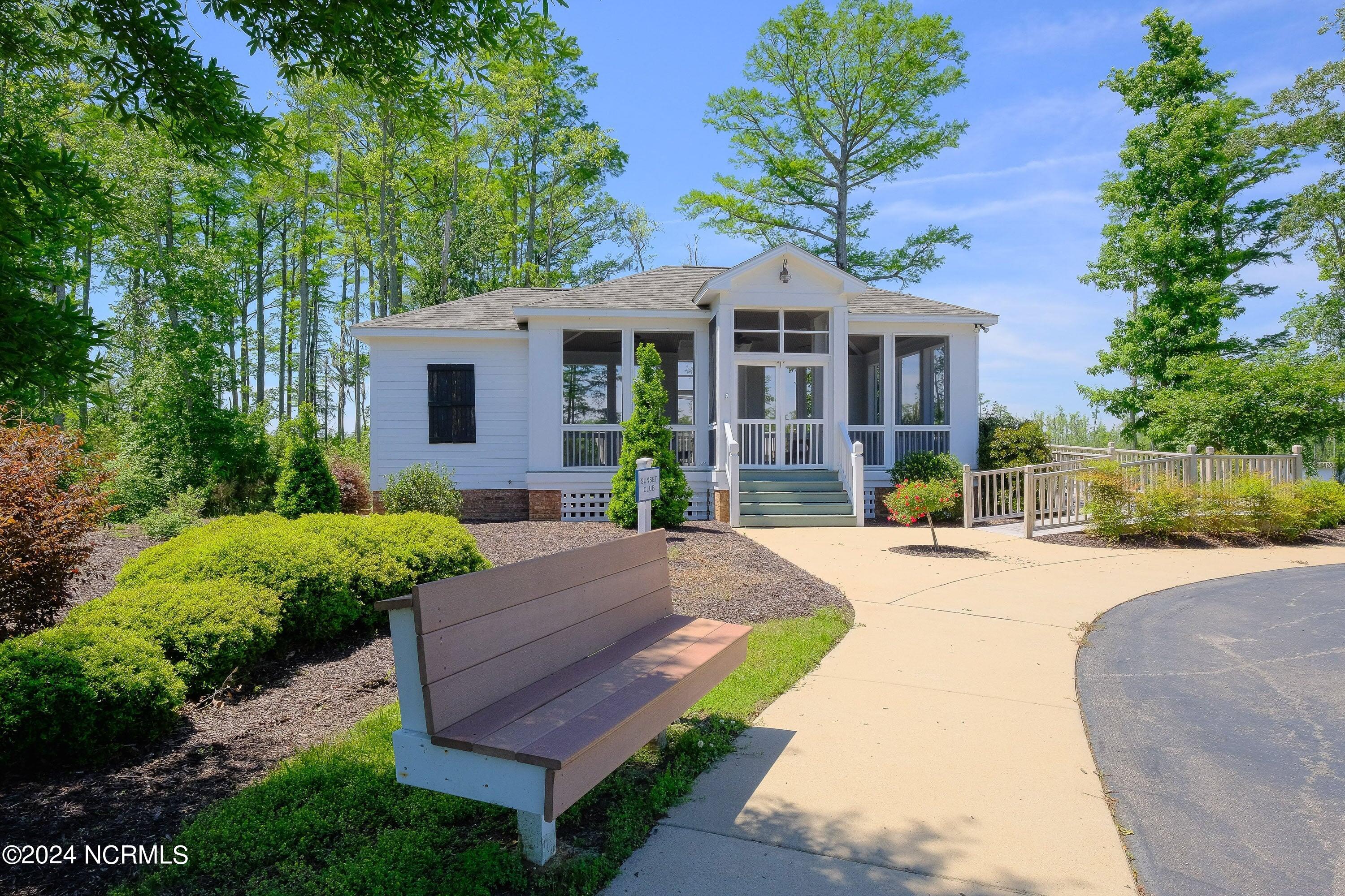 504 Riversound Drive Edenton, NC 27932 - Photo 5 of 5 20170427-KS2X0540