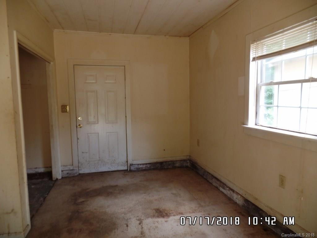 1347 Miles Road Dallas, NC 28034 - Photo 6 of 12