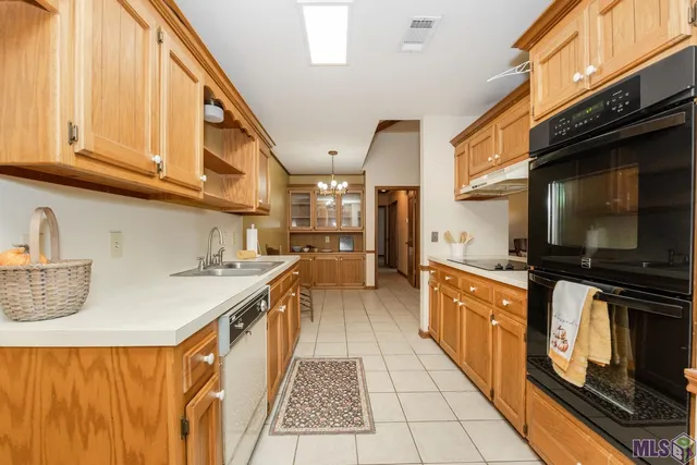 $179,900 | 15465 Summerwood Avenue, Baton Rouge, LA 70817