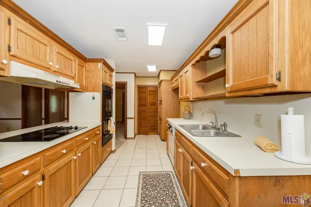 $179,900 | 15465 Summerwood Avenue, Baton Rouge, LA 70817