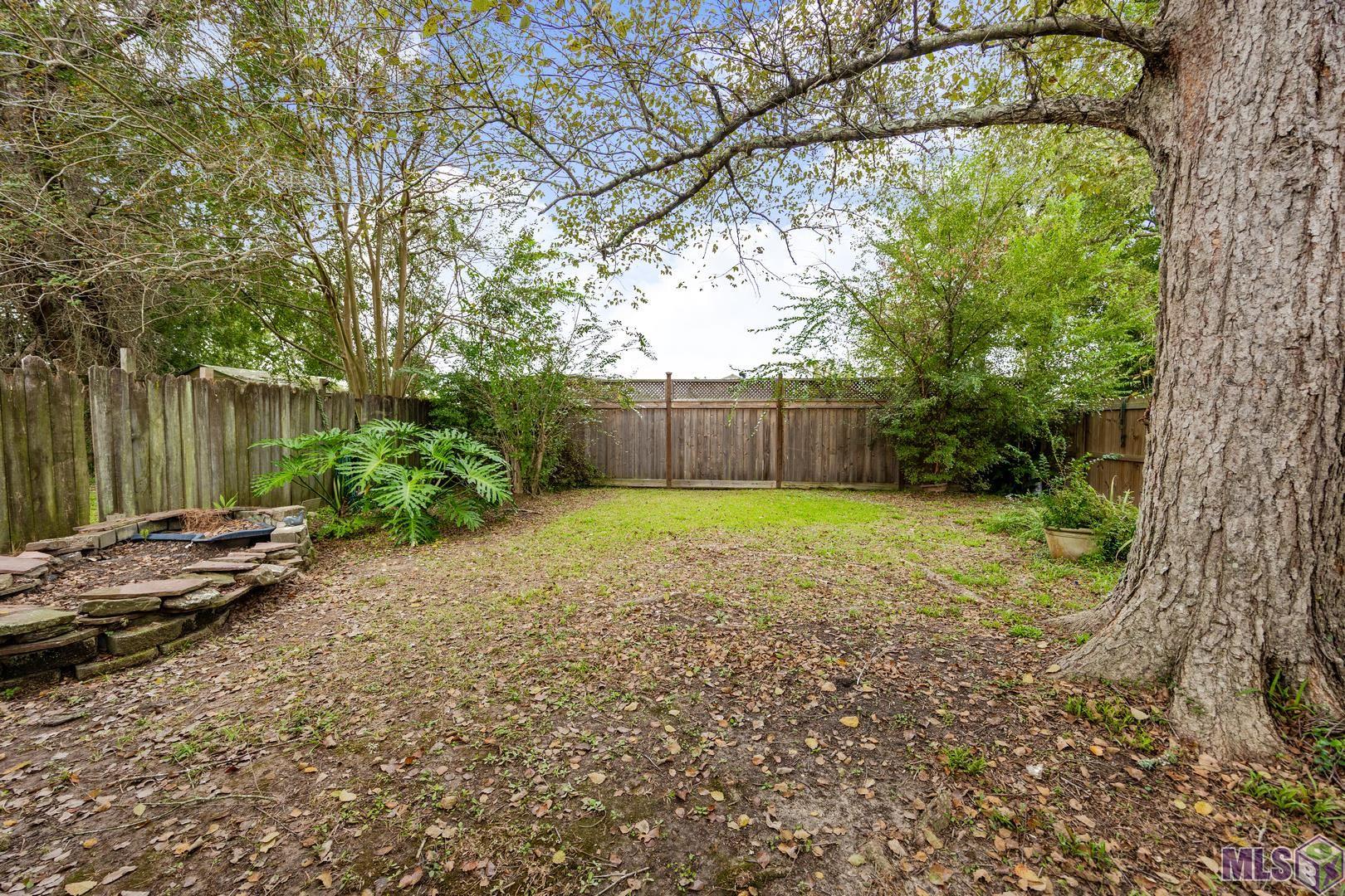 15465 Summerwood Avenue Baton Rouge, LA 70817 - Photo 25 of 31 Fenced Backyard