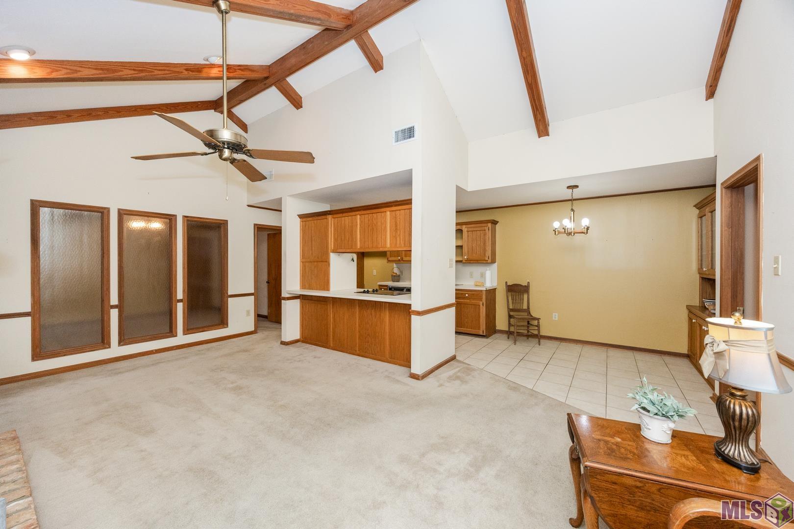 15465 Summerwood Avenue Baton Rouge, LA 70817 - Photo 8 of 31 View of Living Room Overlooking Kitchen and Breakfast Room