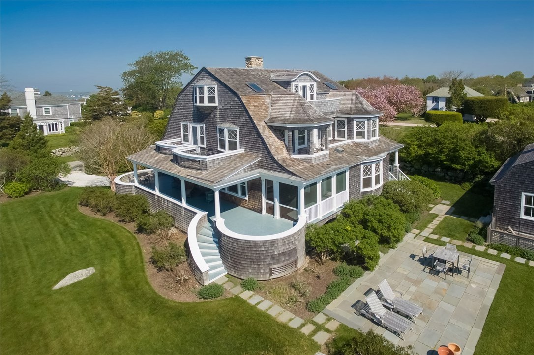 92 Noyes Neck Road Westerly, RI 02891 - Photo 1 of 11 Gallery Image 1