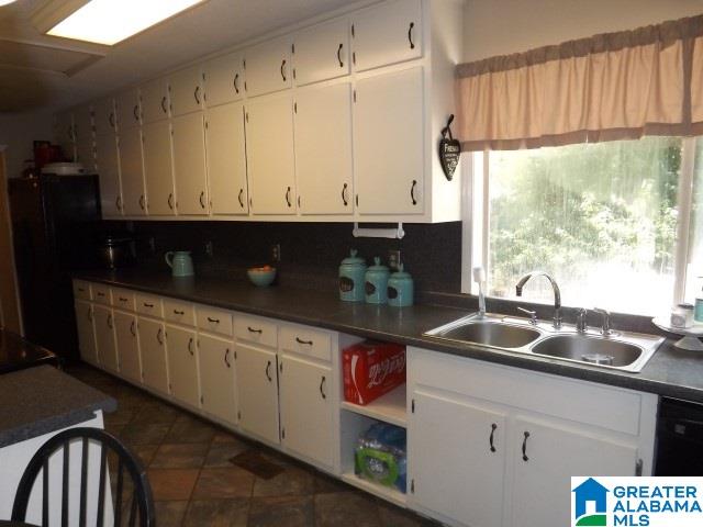 812 Sunshine Avenue Oneonta, AL 35121 - Photo 25 of 47