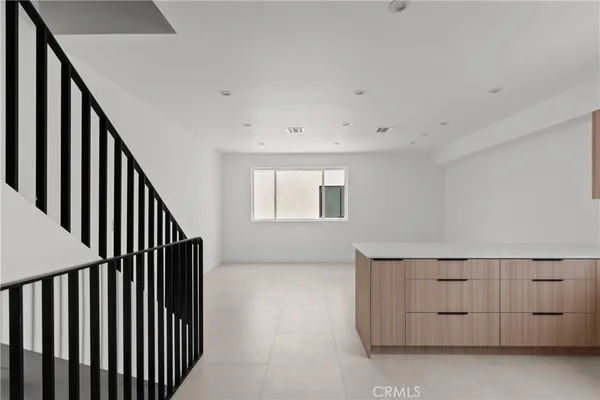 $4,500 | 13944 Vanowen Street, Van Nuys, CA 91405