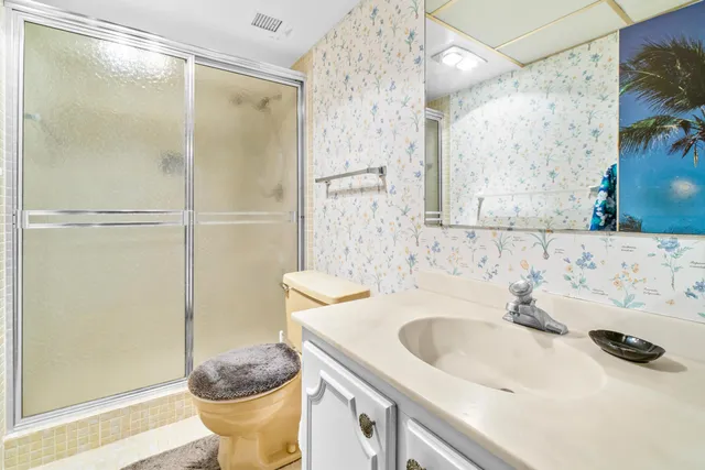 $300,000 | 801 Lake Shore Drive, Unit 619, Lake Park, FL 33403