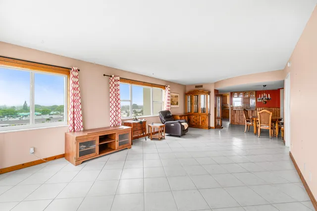 $300,000 | 801 Lake Shore Drive, Unit 619, Lake Park, FL 33403