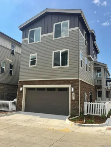 $2,495 | 12733 East Dickenson Avenue, Aurora, CO 80014