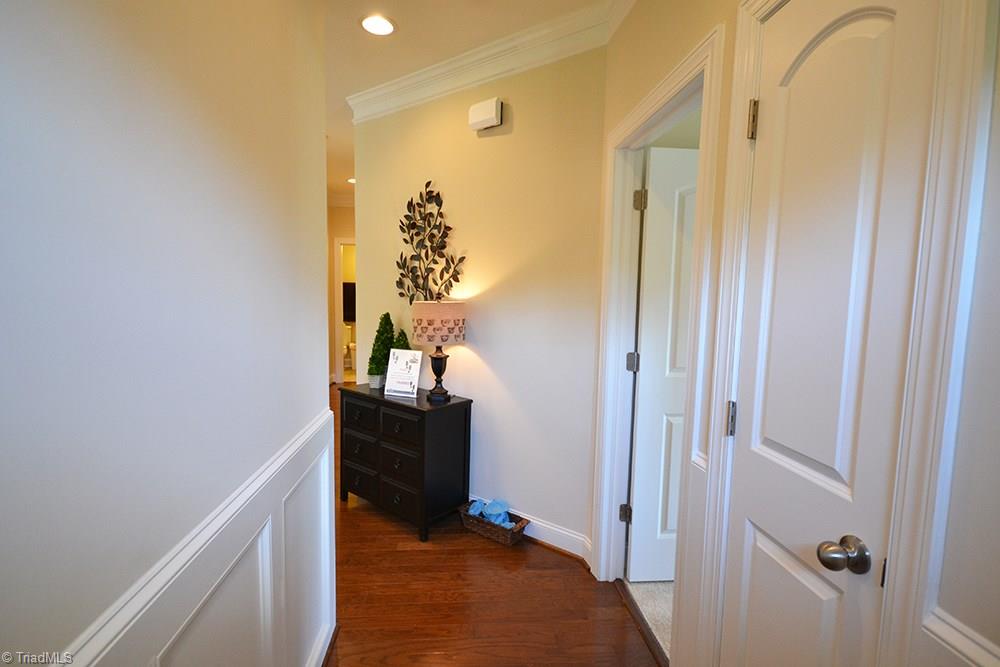 645 Nikyle Circle High Point, NC 27265 - Photo 3 of 25 Gallery Image 3