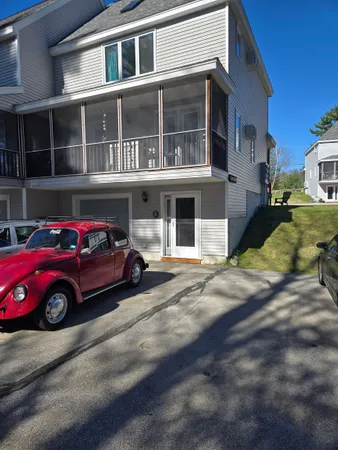 $344,900 | 35 Collins Landing Road, Unit 32, Weare, NH 03281