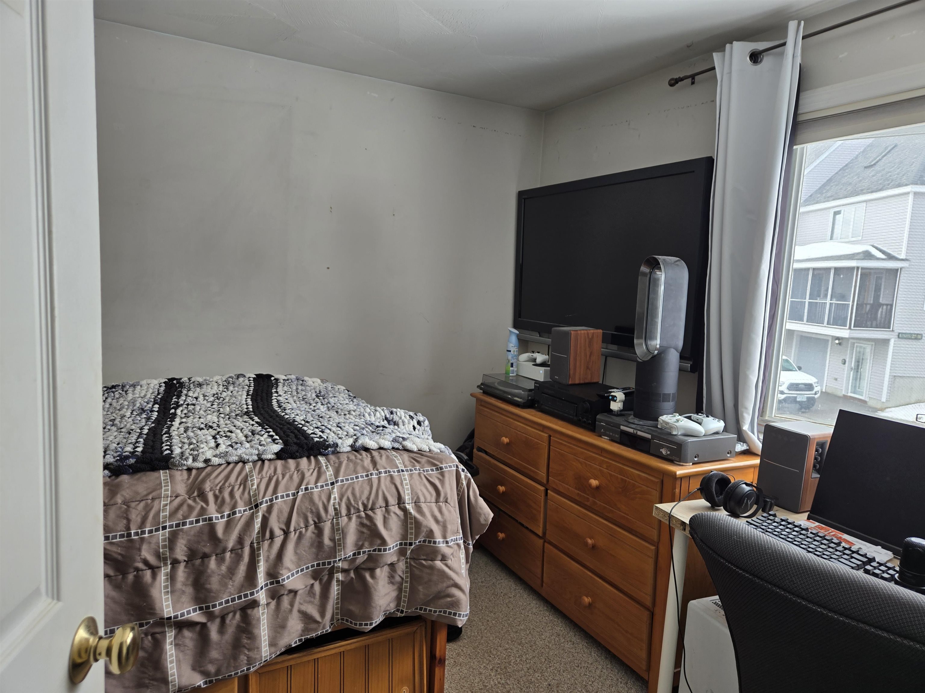 35 Collins Landing Road, Unit 32 Weare, NH 03281 - Photo 19 of 38
