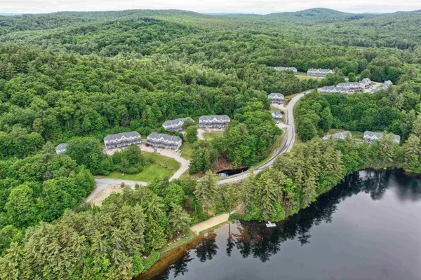 $344,900 | 35 Collins Landing Road, Unit 32, Weare, NH 03281