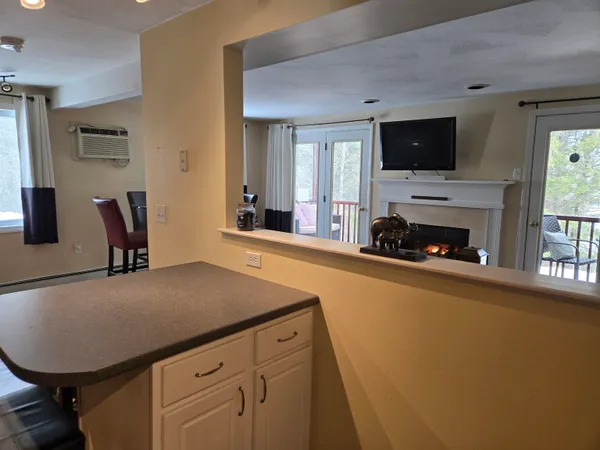 $344,900 | 35 Collins Landing Road, Unit 32, Weare, NH 03281