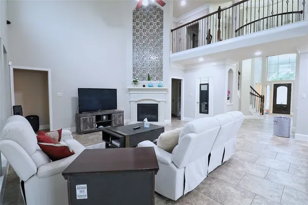 $3,900 | 13433 Vintage Trail Lane, Pearland, TX 77584