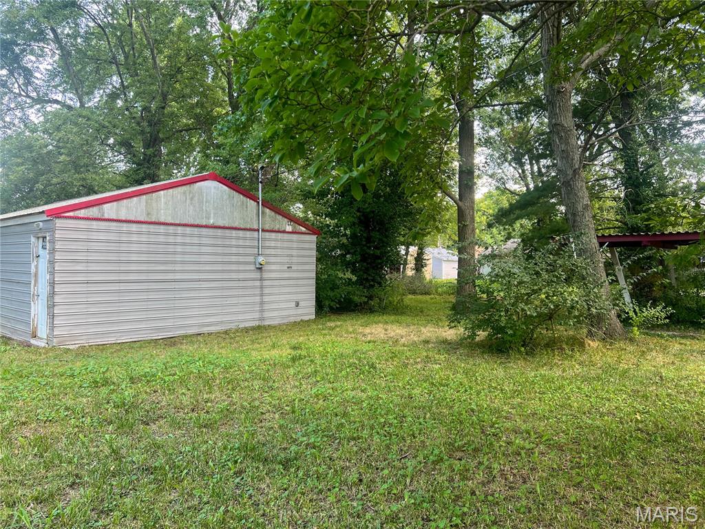 200 South Edwards Street Staunton, IL 62088 - Photo 4 of 5