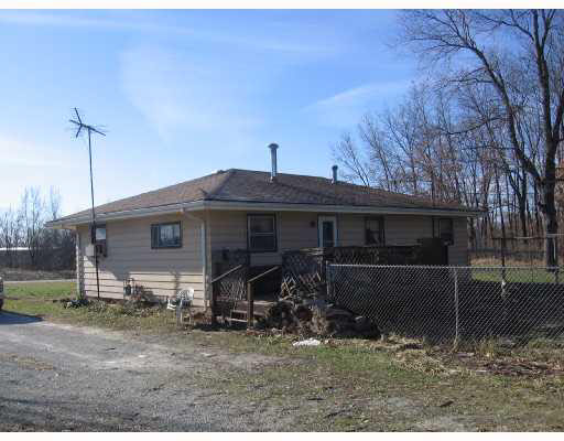 31479 Tyler Road Walkerton, IN 46574 - Photo 2 of 3