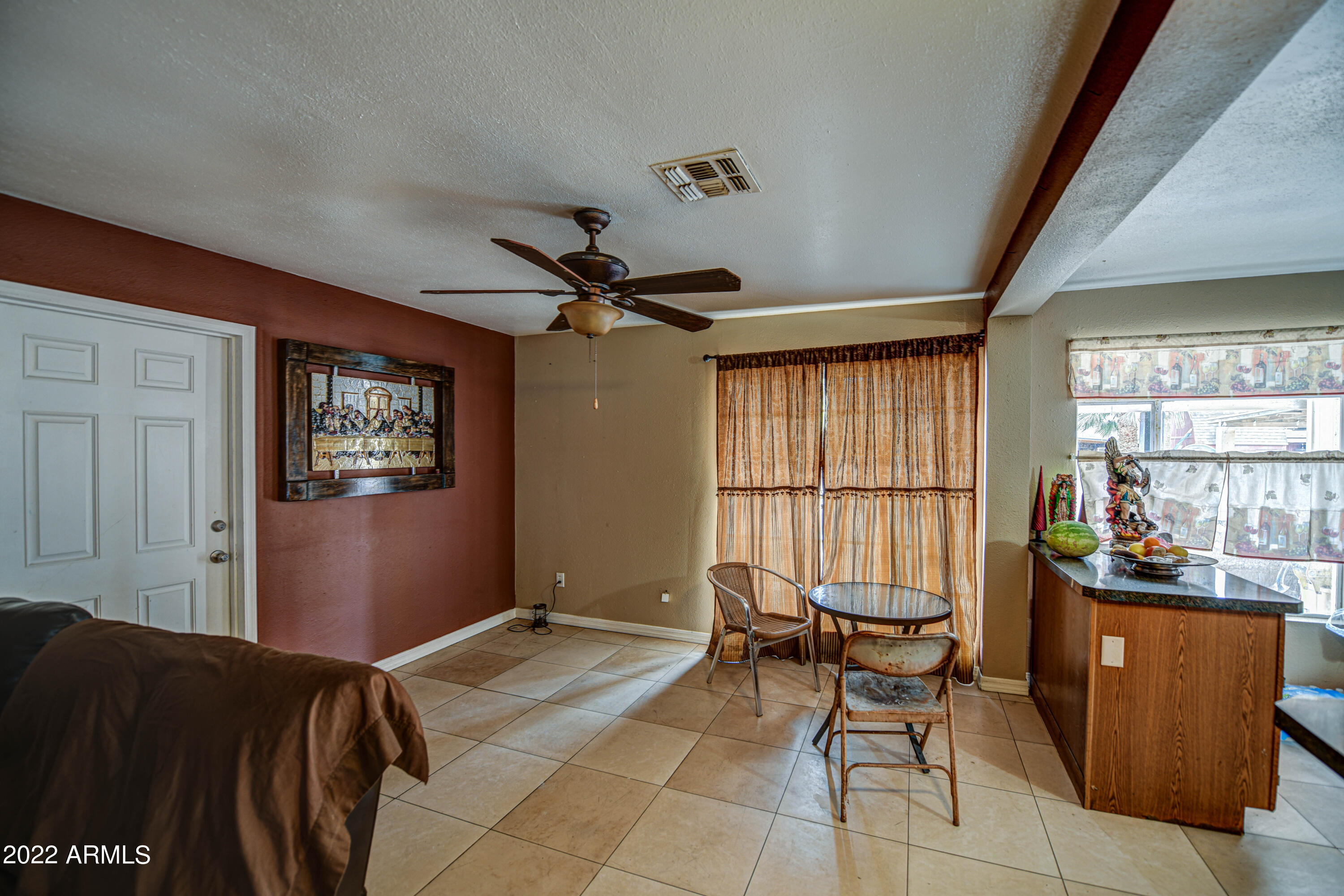 5307 West Camelback Road Phoenix, AZ 85031 - Photo 17 of 36 Living Room 7