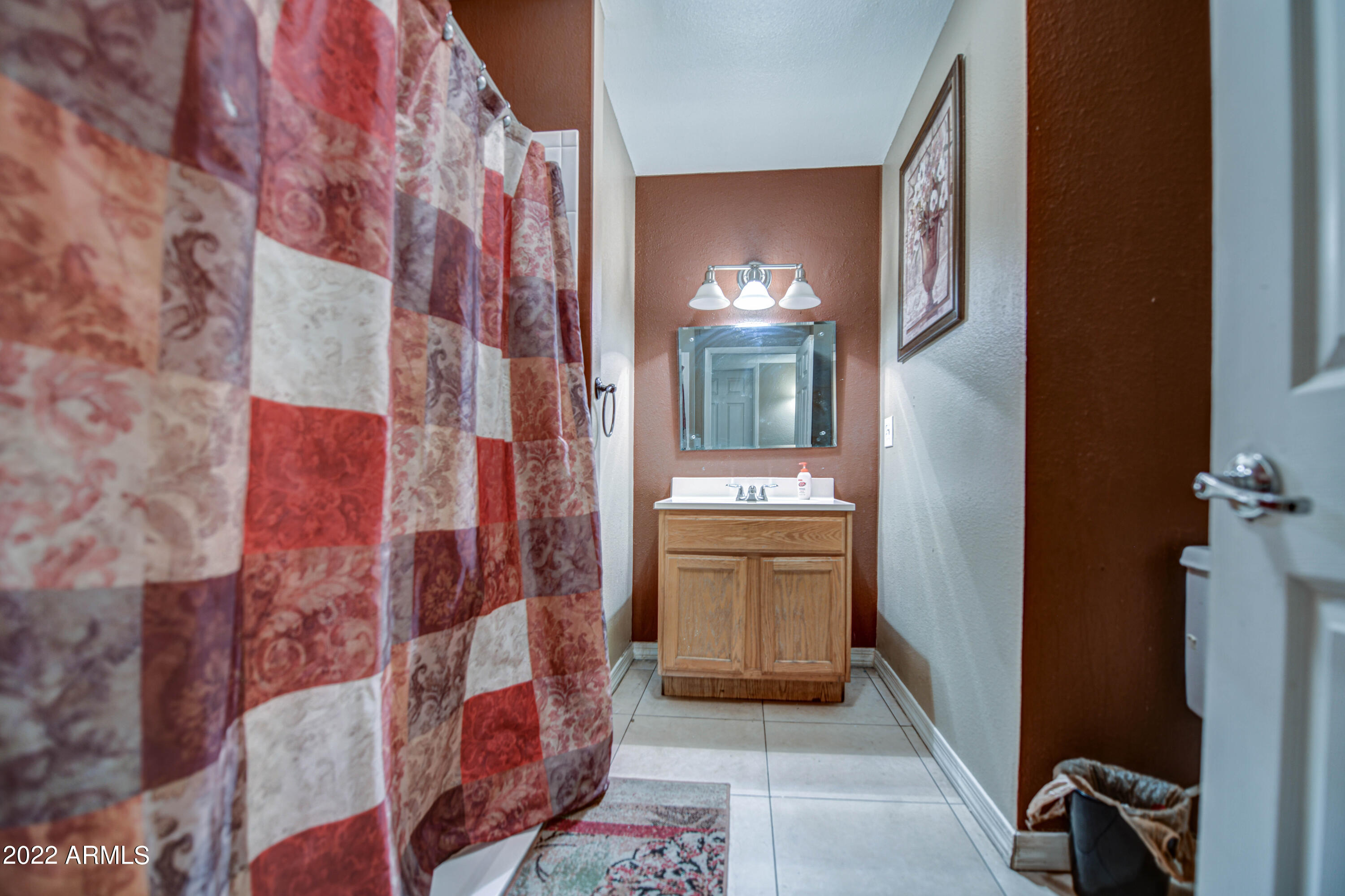 5307 West Camelback Road Phoenix, AZ 85031 - Photo 29 of 36 Bathroom 2-pic 1