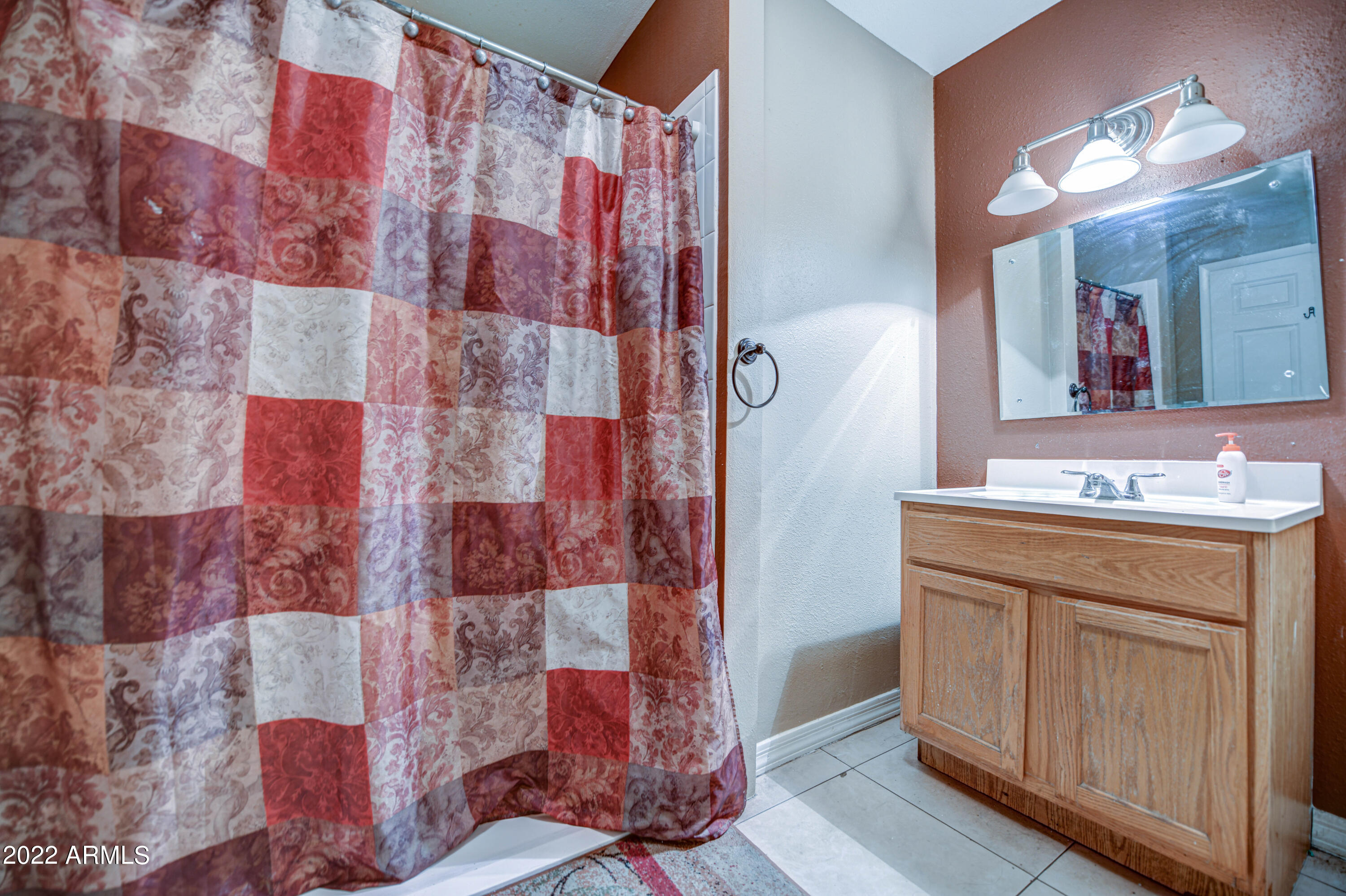 5307 West Camelback Road Phoenix, AZ 85031 - Photo 30 of 36 Bathroom 2-pic 2