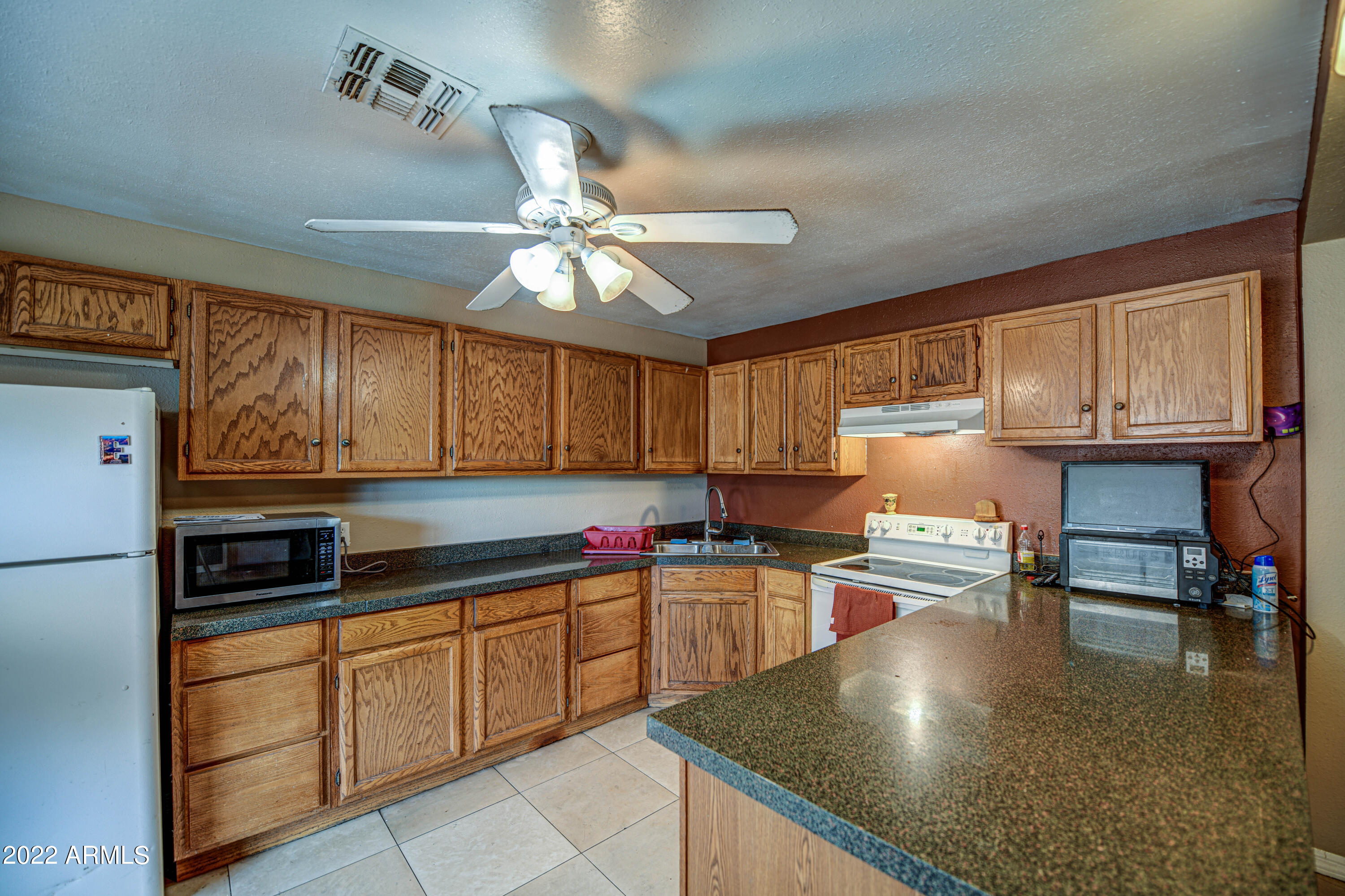 5307 West Camelback Road Phoenix, AZ 85031 - Photo 7 of 36 Kitchen 3