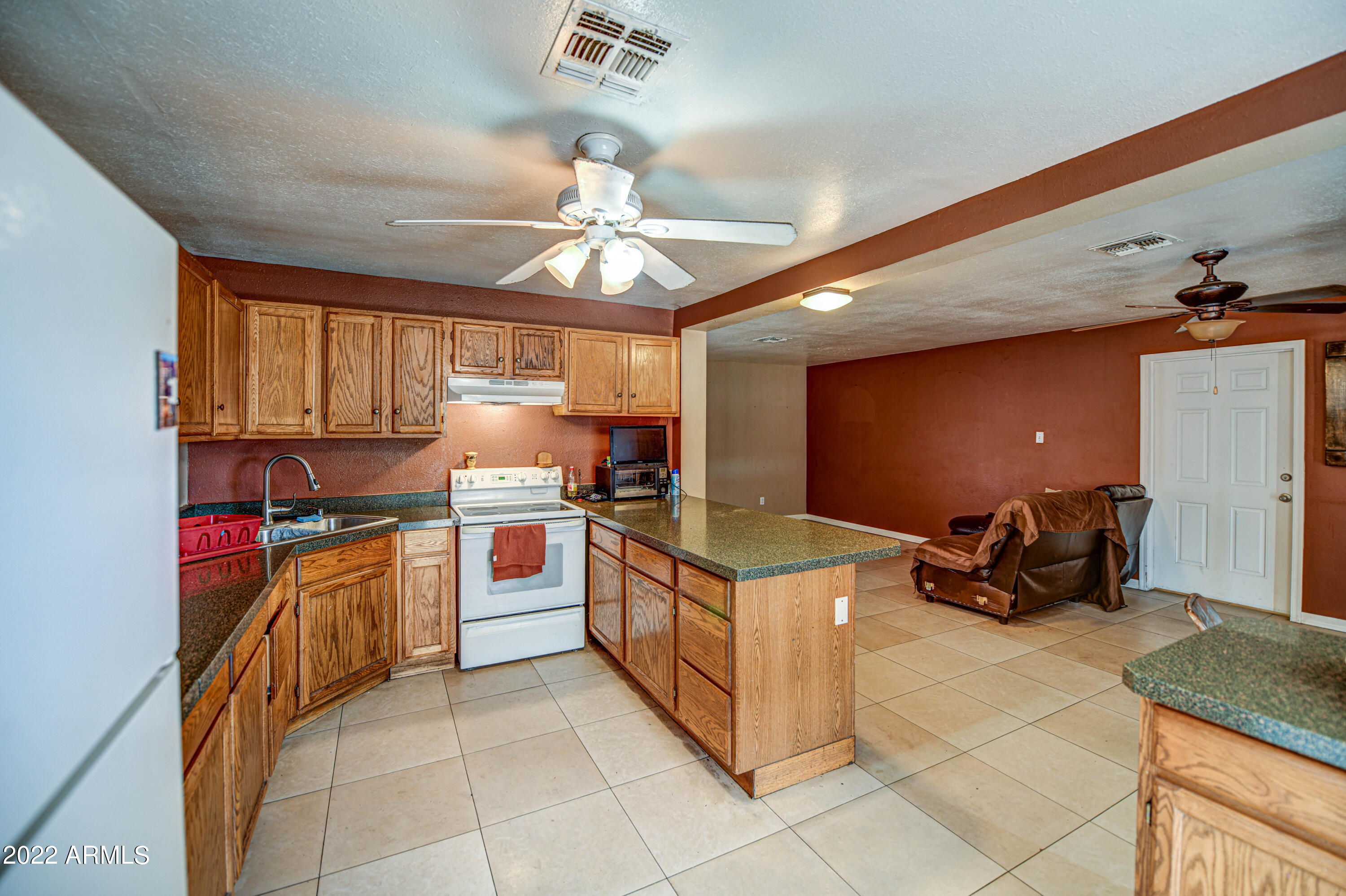 5307 West Camelback Road Phoenix, AZ 85031 - Photo 9 of 36 Kitchen 5