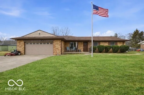 $264,900 | 98 East Meadow Glen Drive, Brazil, IN 47834