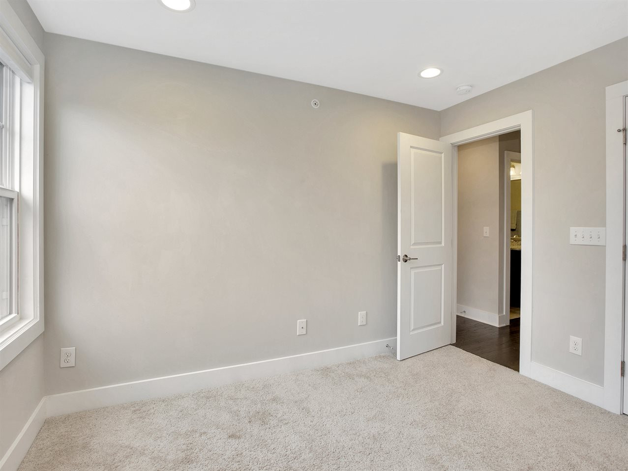 511 North Person Street, Unit 201 Raleigh, NC 27604 - Photo 17 of 27 Photo 17