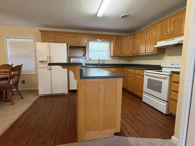 $195,900 | 150 Limo View Lane, Hohenwald, TN 38462