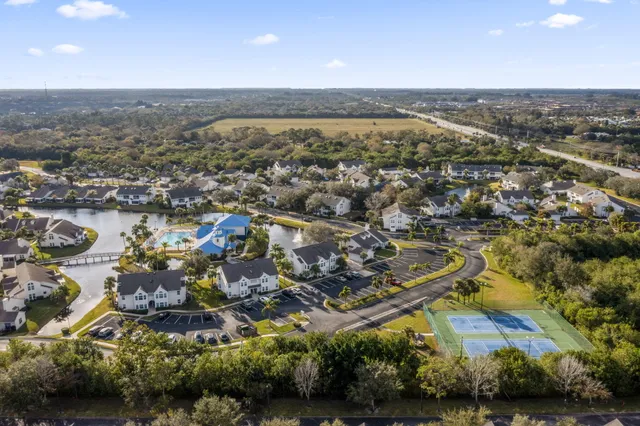 $220,000 | 1907 Aynsley Way, Unit 321, Vero Beach, FL 32966