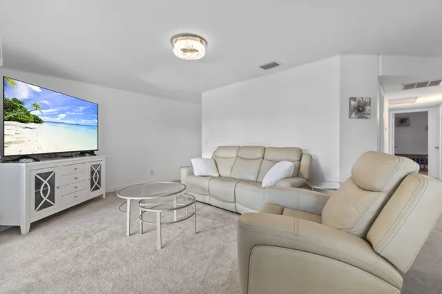 $220,000 | 1907 Aynsley Way, Unit 321, Vero Beach, FL 32966