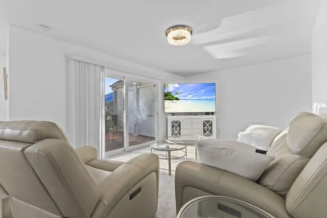 $220,000 | 1907 Aynsley Way, Unit 321, Vero Beach, FL 32966