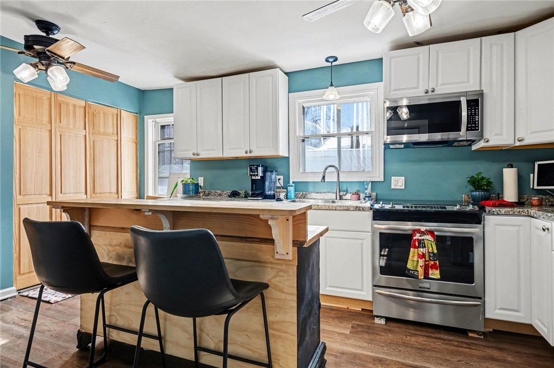 142 South Main Street Perinton, NY 14450 - Photo 11 of 33 Kitchen