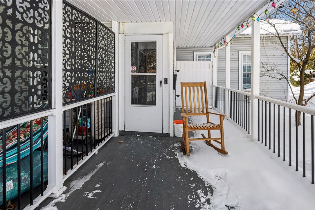 142 South Main Street Perinton, NY 14450 - Photo 20 of 33 Front Porch