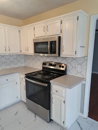 $469,900 | 2615 Riverstone Drive, Murfreesboro, TN 37128