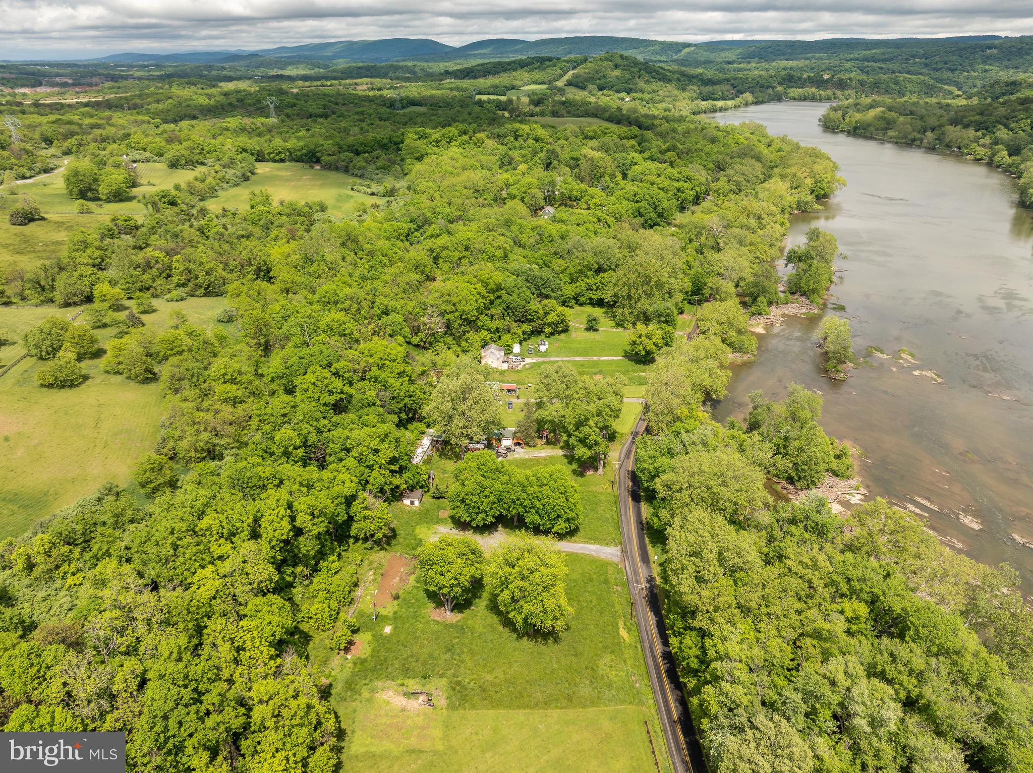 199 Bloomery Road Charles Town, WV 25414 - Photo 35 of 37 Gallery Image 35