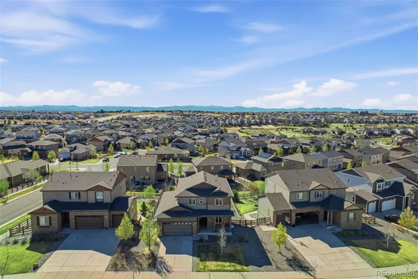 $734,900 | 7363 South Scottsburg Way, Aurora, CO 80016